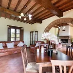 Casale Cinque Valli 8 *